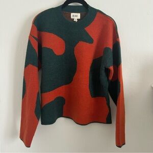 BiBi Women's Camouflage Print Sweater in Green and Orange size Small